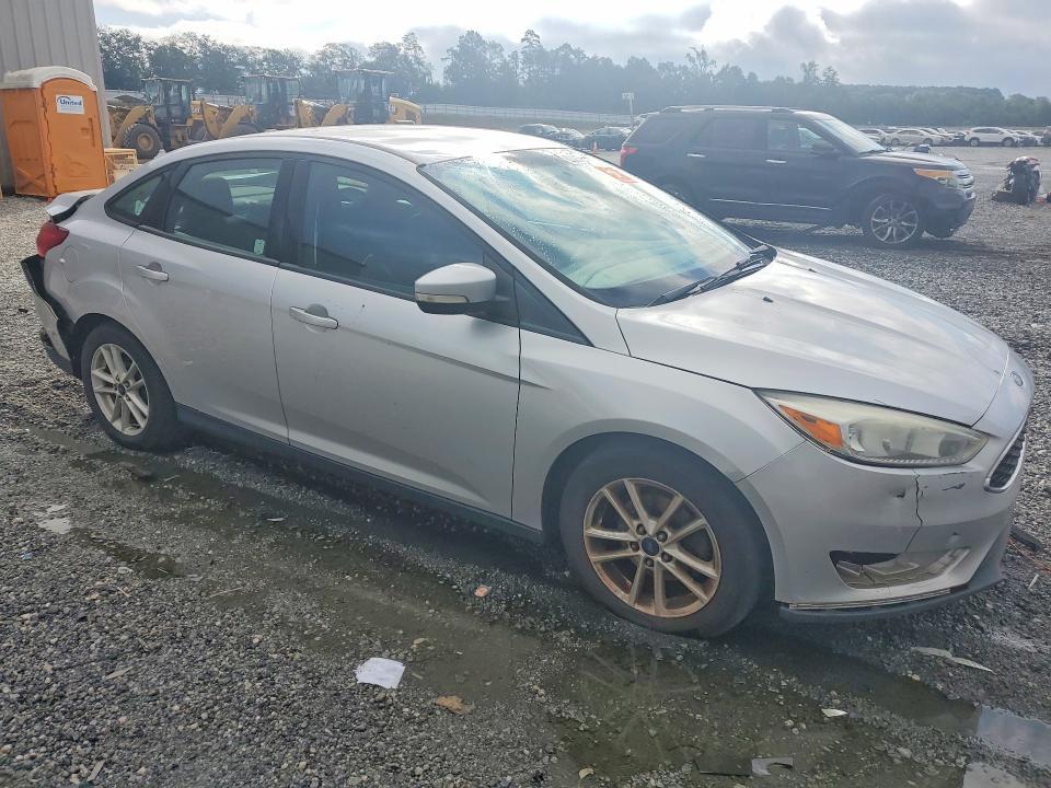 2016 FORD FOCUS SE — Фото 4 из 12