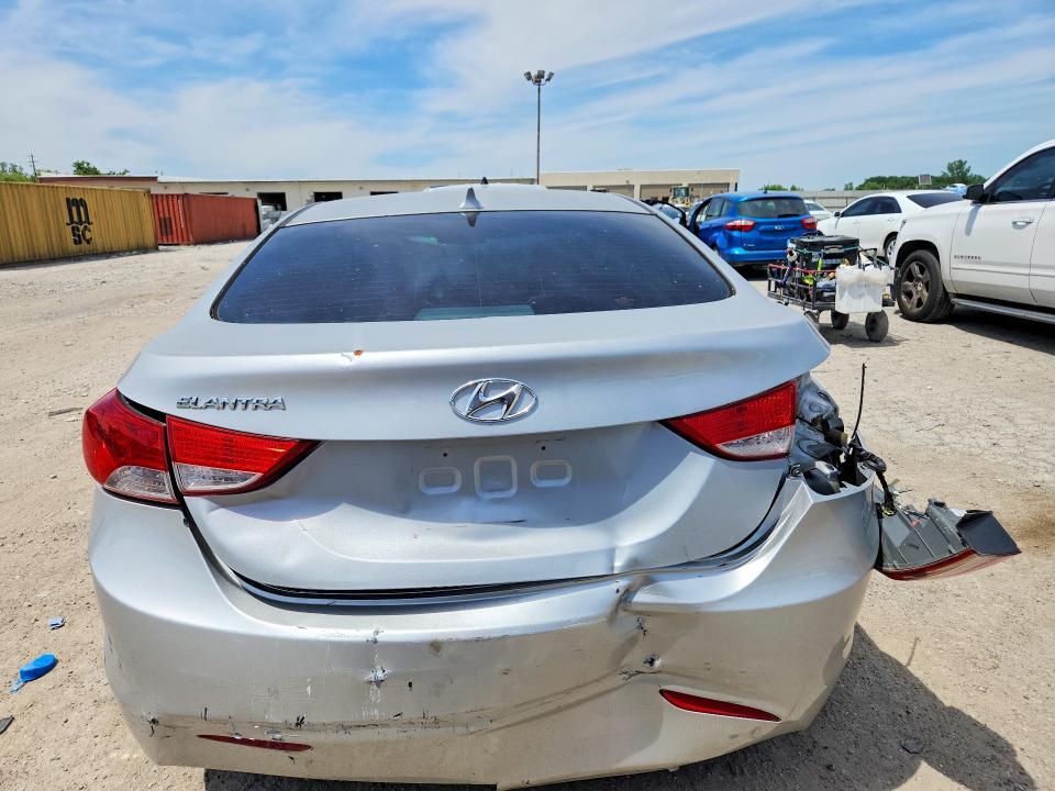 2012 HYUNDAI ELANTRA GLS — Фото 6 из 12