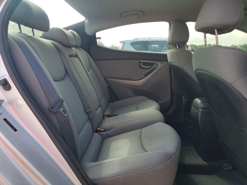2012 HYUNDAI ELANTRA — Фото 10 из 12