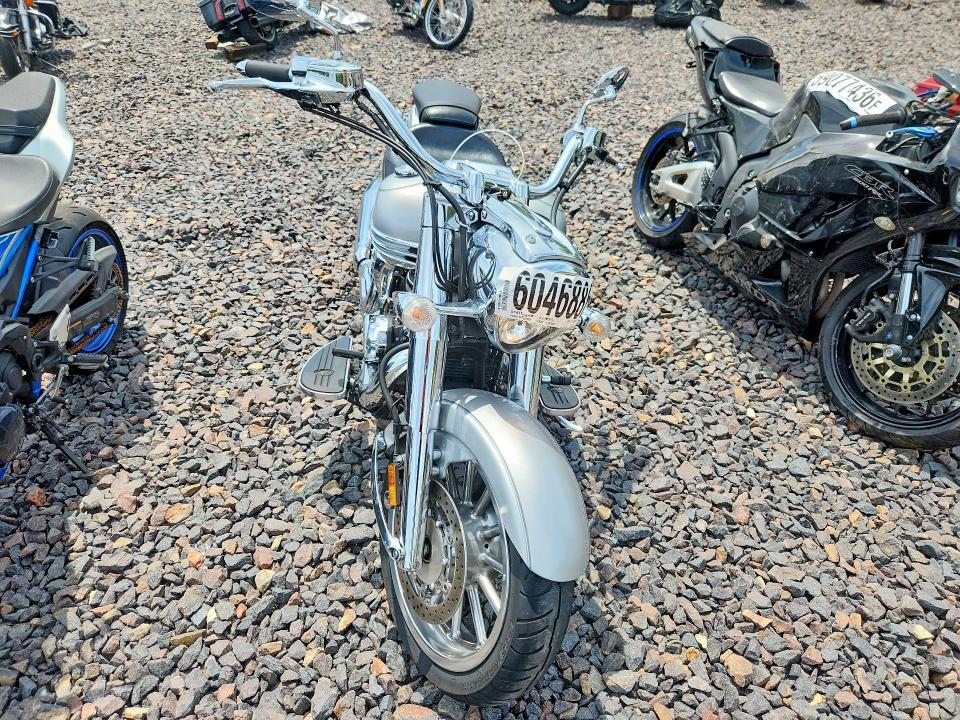 2009 YAMAHA XV1900 A — Фото 2 из 9