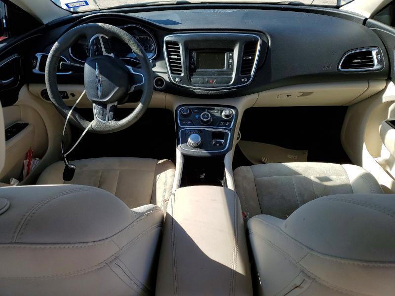 2016 CHRYSLER 200 — Фото 8 из 13