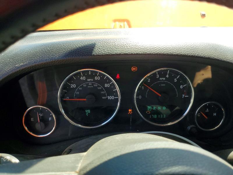 2012 JEEP WRANGLER UNLIMITED RUBICON — Фото 9 из 13
