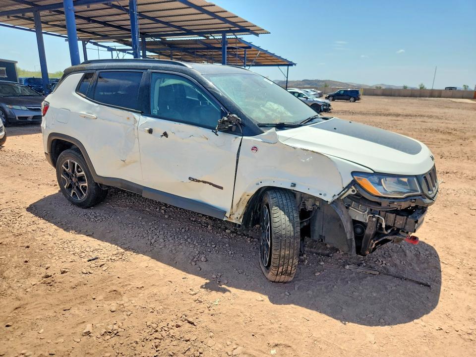 3C4NJDDBXMT600622 2021 JEEP COMPASS photo no. 4