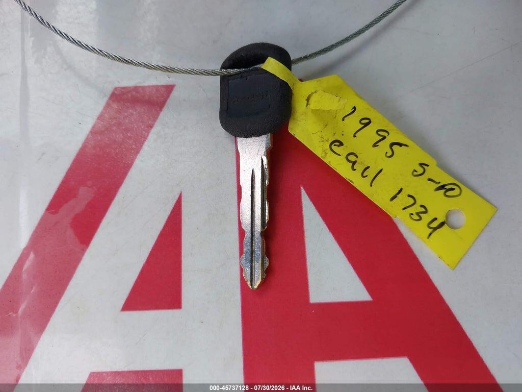 1GCDT19Z8S8220703 1995 CHEVROLET S TRUCK photo no. 11