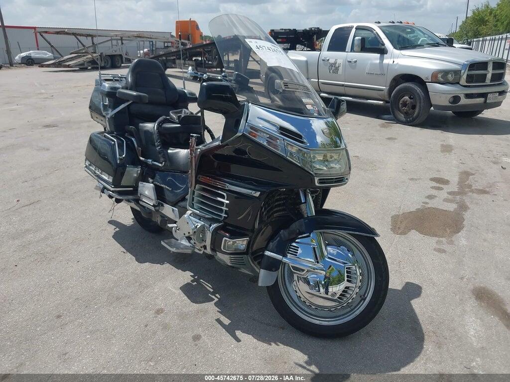 1HFSC2239XA103835 1999 HONDA GL1500 photo no. 1
