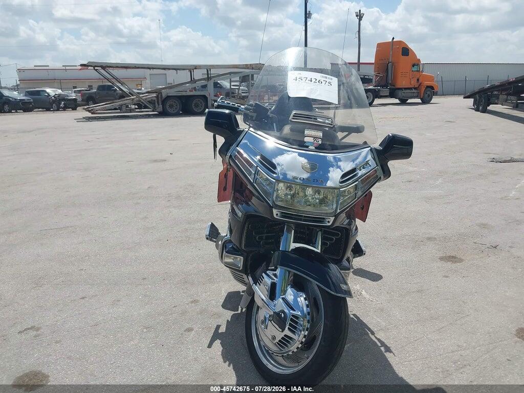 1HFSC2239XA103835 1999 HONDA GL1500 photo no. 5