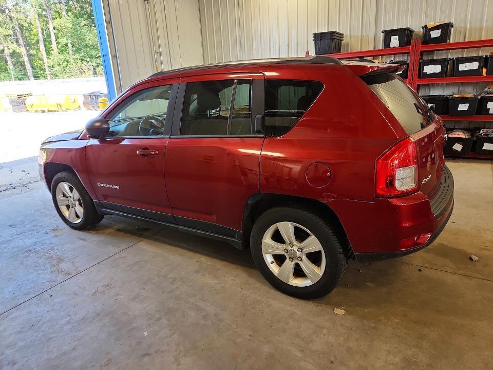 1C4NJDEB3CD572911 2012 JEEP COMPASS photo no. 2