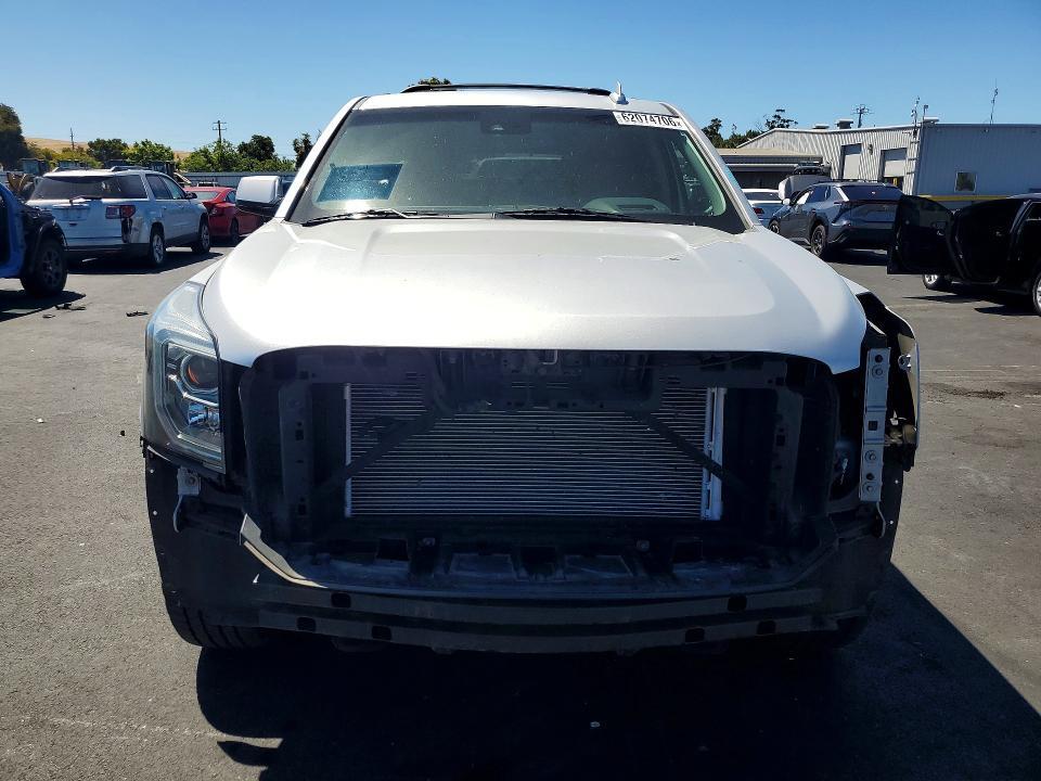2016 GMC YUKON DENALI — Фото 5 из 14