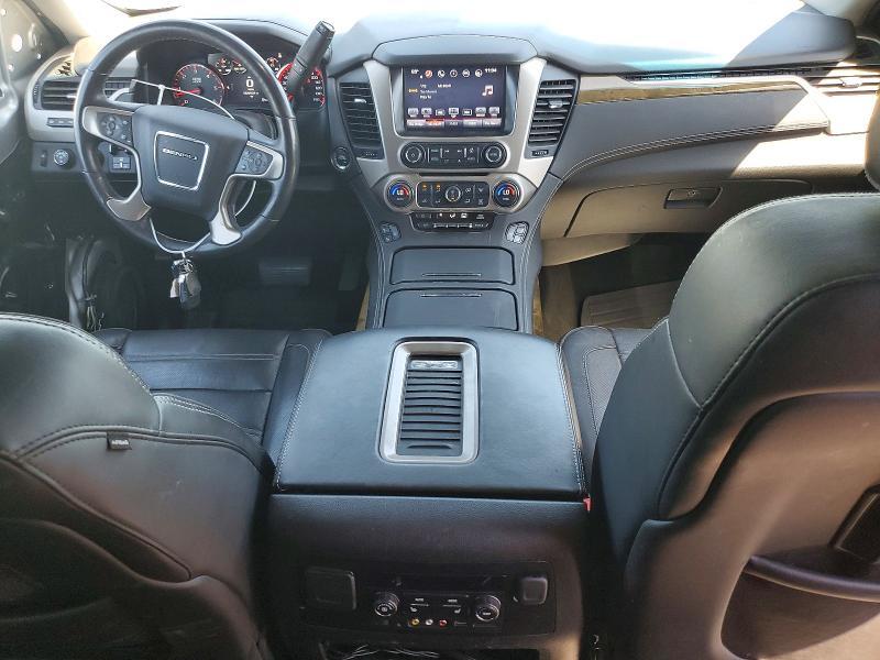 2016 GMC YUKON DENALI — Фото 8 из 14