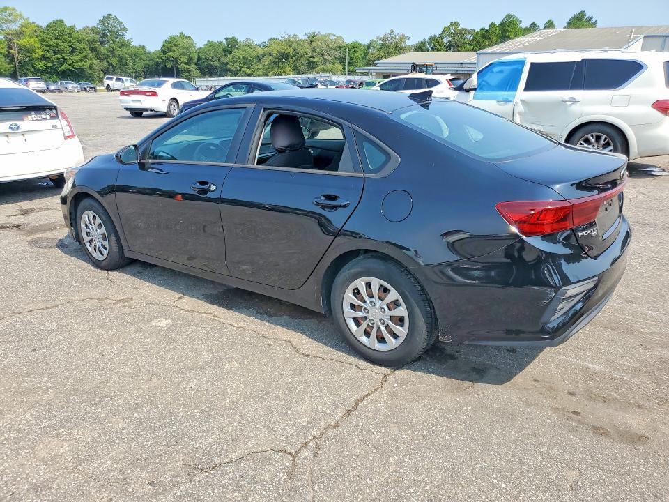 2021 KIA FORTE FE — Фото 2 из 12