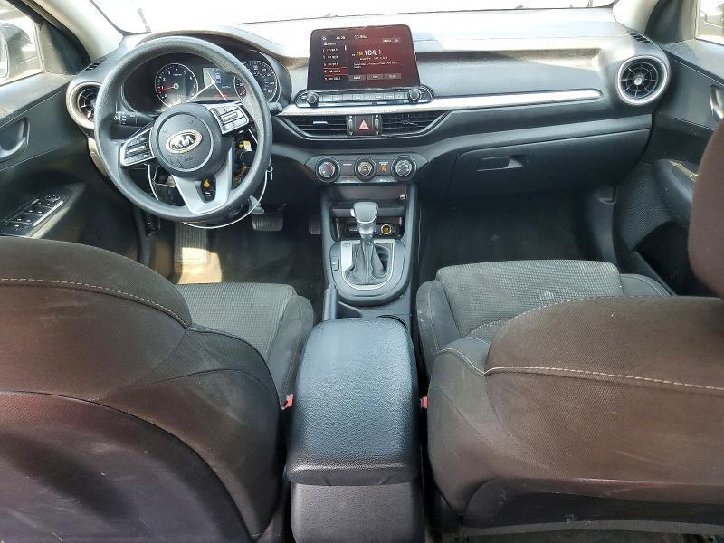 2021 KIA FORTE FE — Фото 8 из 12