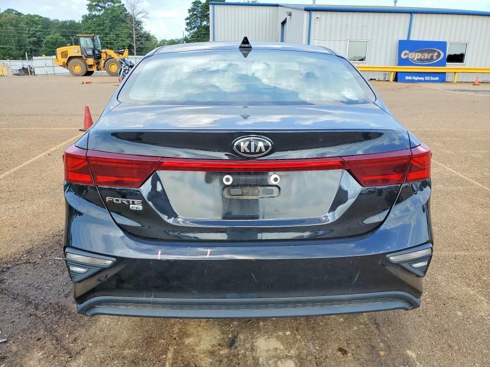 3KPF24AD6ME375563 2021 KIA FORTE photo no. 6