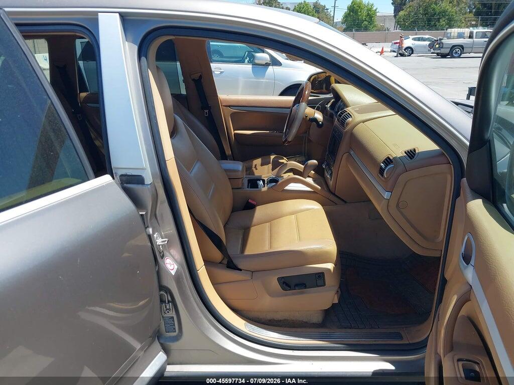 WP1AB29P74LA66235 2004 PORSCHE CAYENNE photo no. 5