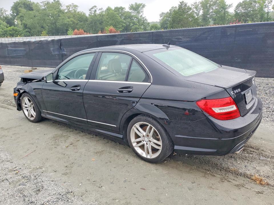 2012 MERCEDES-BENZ C 300 4MATIC — Фото 2 из 12