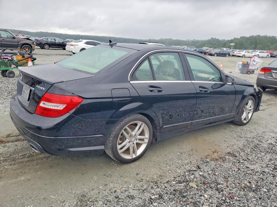 2012 MERCEDES-BENZ C 300 4MATIC — Фото 3 из 12