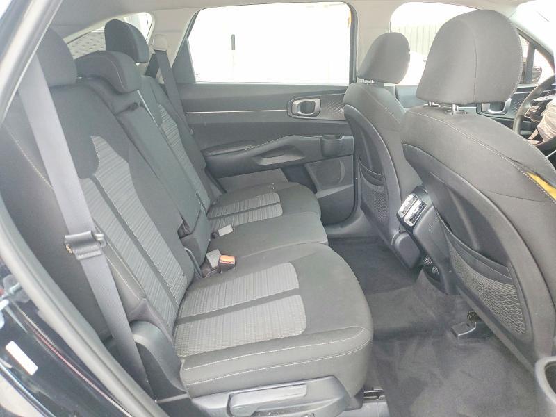 2021 KIA SORENTO LX — Фото 11 из 13