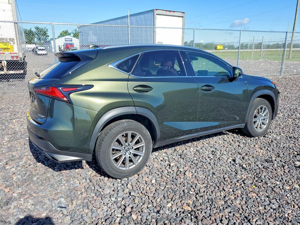 2021 LEXUS NX 300 BASE — Фото 3 из 13