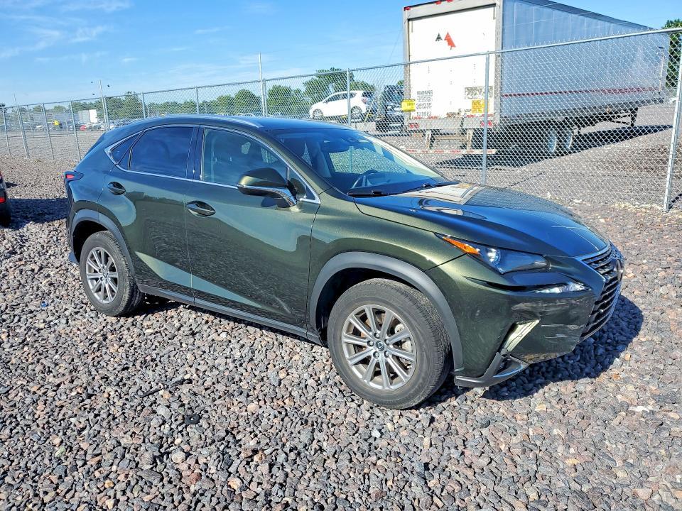 2021 LEXUS NX 300 BASE — Фото 4 из 13