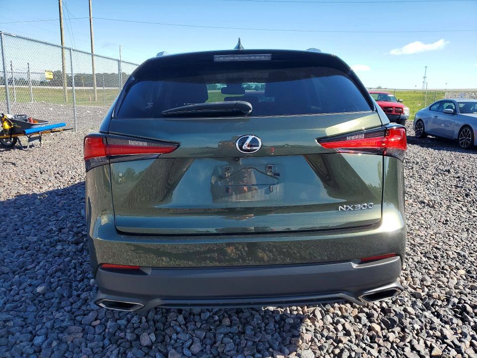 2021 LEXUS NX 300 BASE — Фото 6 из 13