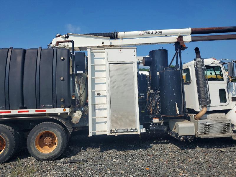 2012 PETERBILT 365 HYDROVAC TRUCK — Фото 12 из 12