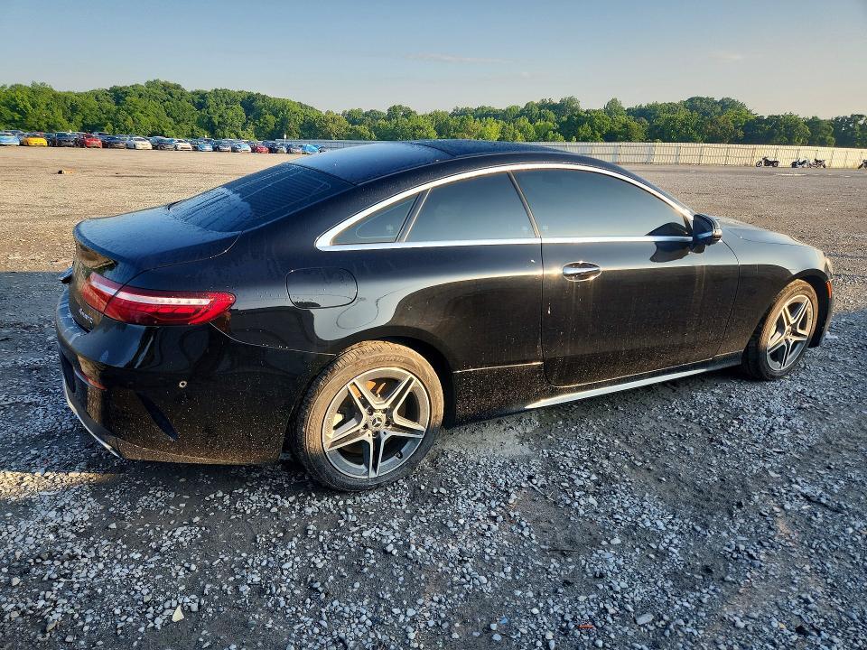 2021 MERCEDES-BENZ E 450 4MATIC — Фото 3 из 12