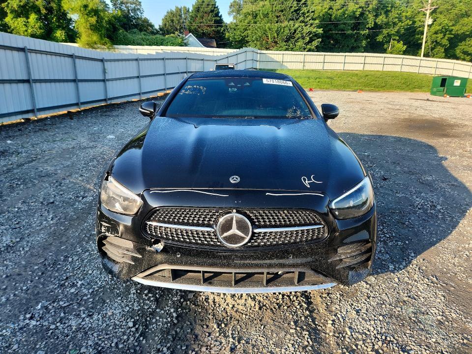2021 MERCEDES-BENZ E 450 4MATIC — Фото 5 из 12