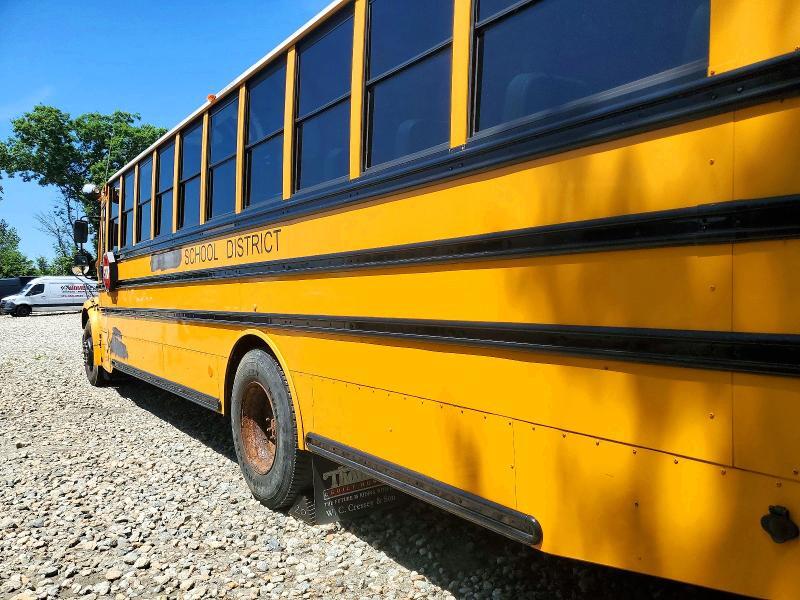 2012 THOMAS SAF-T-LINER C2 - SCHOOL BUS — Фото 3 из 10
