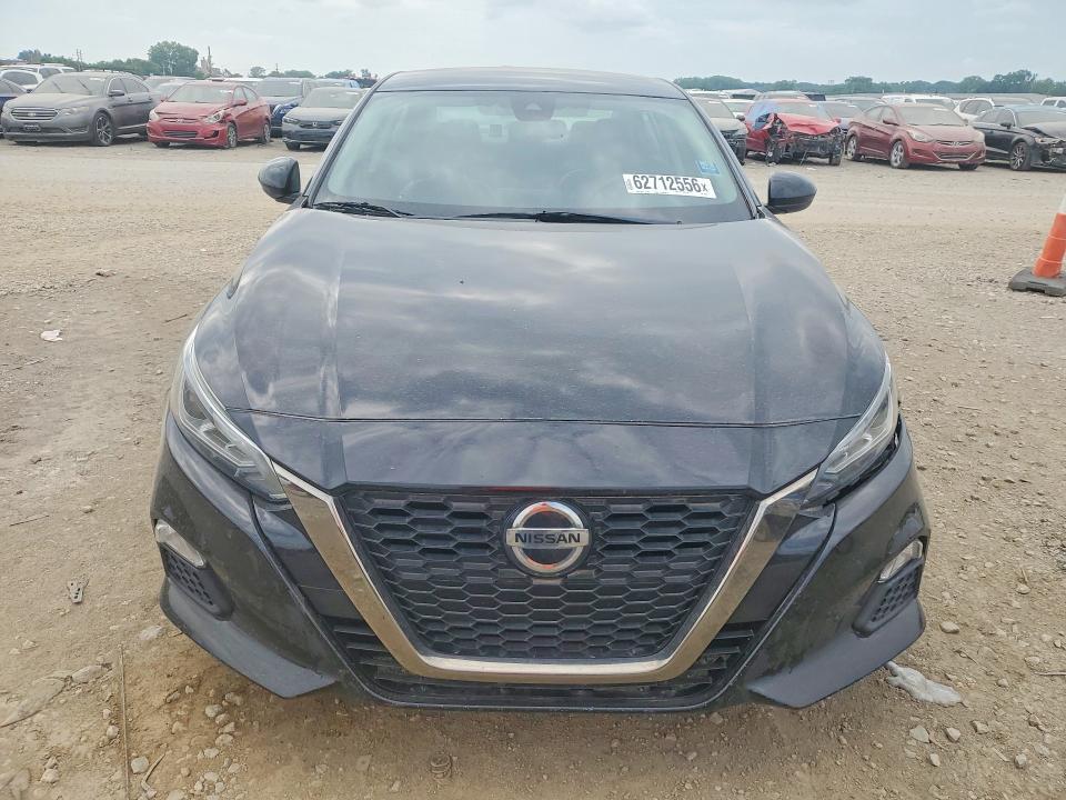 2021 NISSAN ALTIMA SR — Фото 5 из 12
