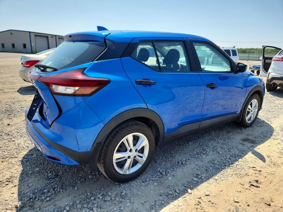 2021 NISSAN KICKS S — Фото 3 из 12