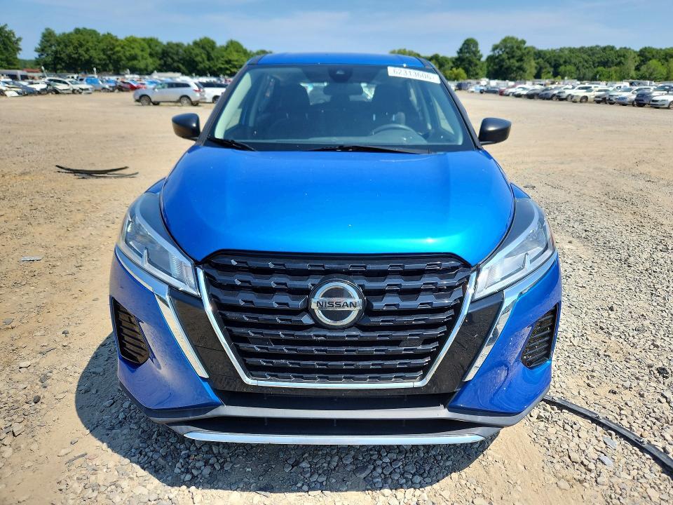 2021 NISSAN KICKS S — Фото 5 из 12