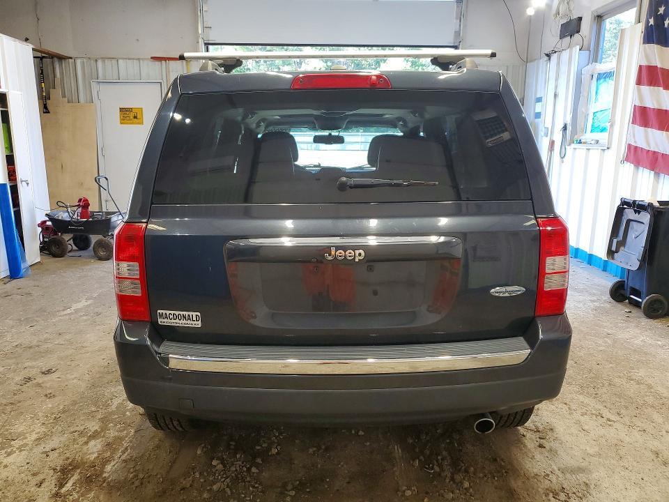 2016 JEEP PATRIOT LATITUDE — Фото 6 из 13