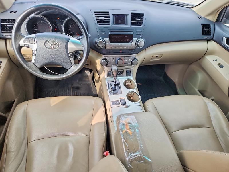 5TDZA3EH1CS020991 2012 TOYOTA HIGHLANDER photo no. 8