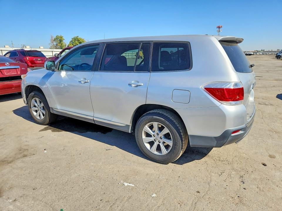 5TDZA3EH8CS018834 2012 TOYOTA HIGHLANDER photo no. 2