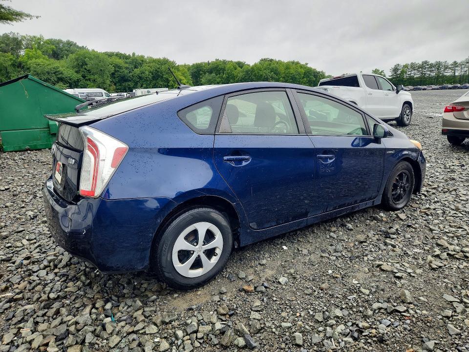 2012 TOYOTA PRIUS THREE — Фото 3 из 12