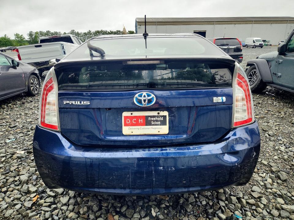 2012 TOYOTA PRIUS THREE — Фото 6 из 12