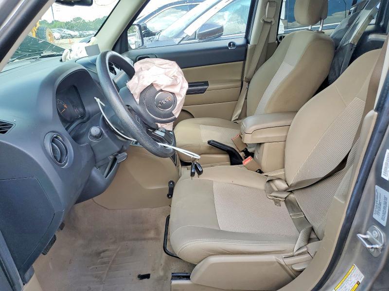 2016 JEEP PATRIOT SPORT — Фото 7 из 13
