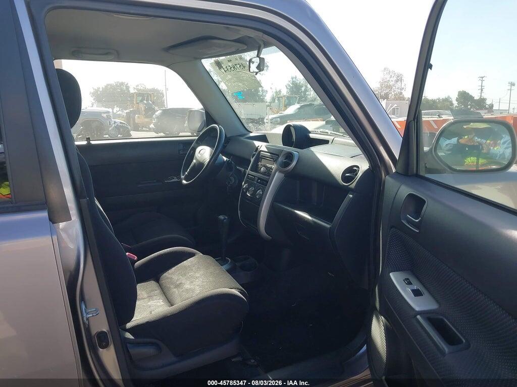 JTLKT324040146166 2004 SCION XB photo no. 5