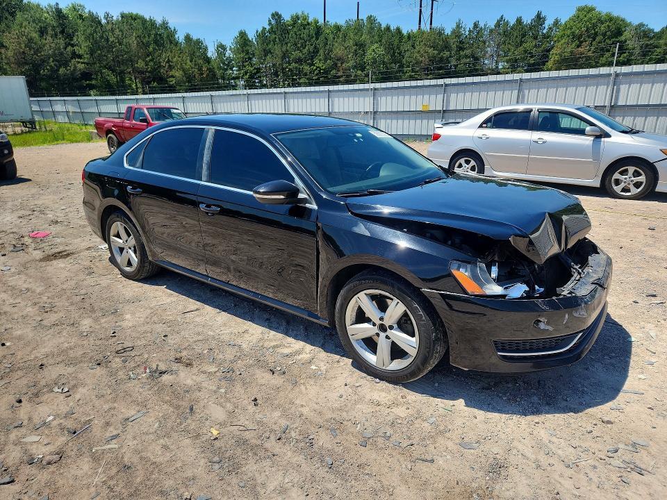 1VWBH7A36CC094064 2012 VOLKSWAGEN PASSAT photo no. 4