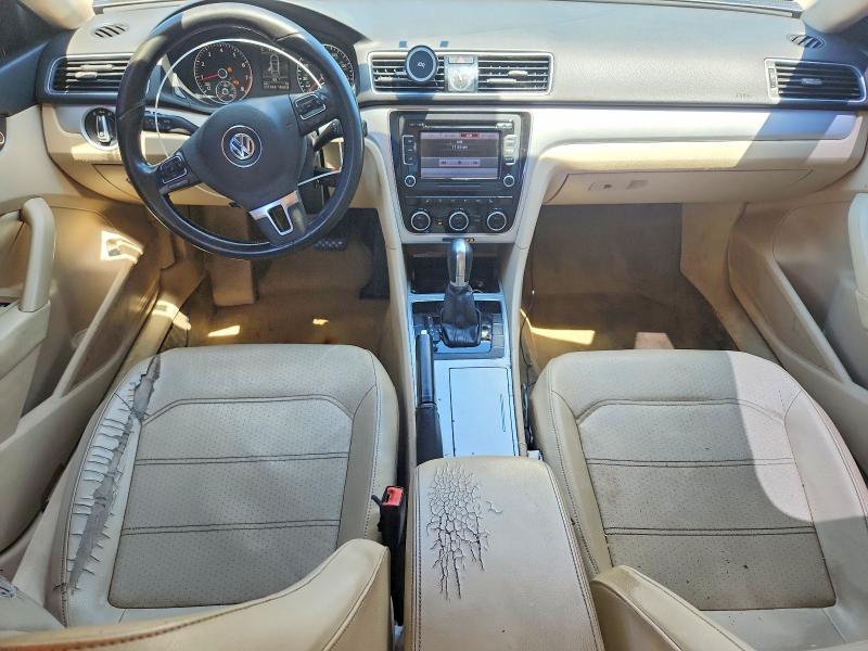 1VWBH7A36CC094064 2012 VOLKSWAGEN PASSAT photo no. 8