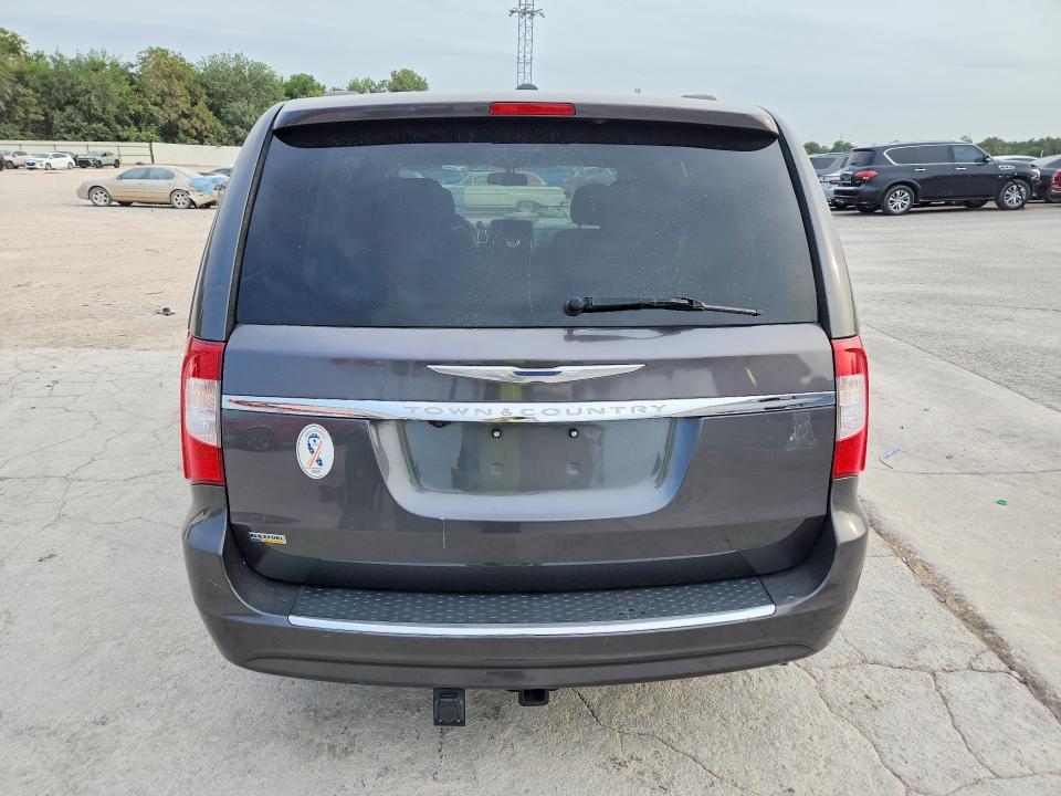 2016 CHRYSLER TOWN & COUNTRY TOURING — Фото 6 из 13
