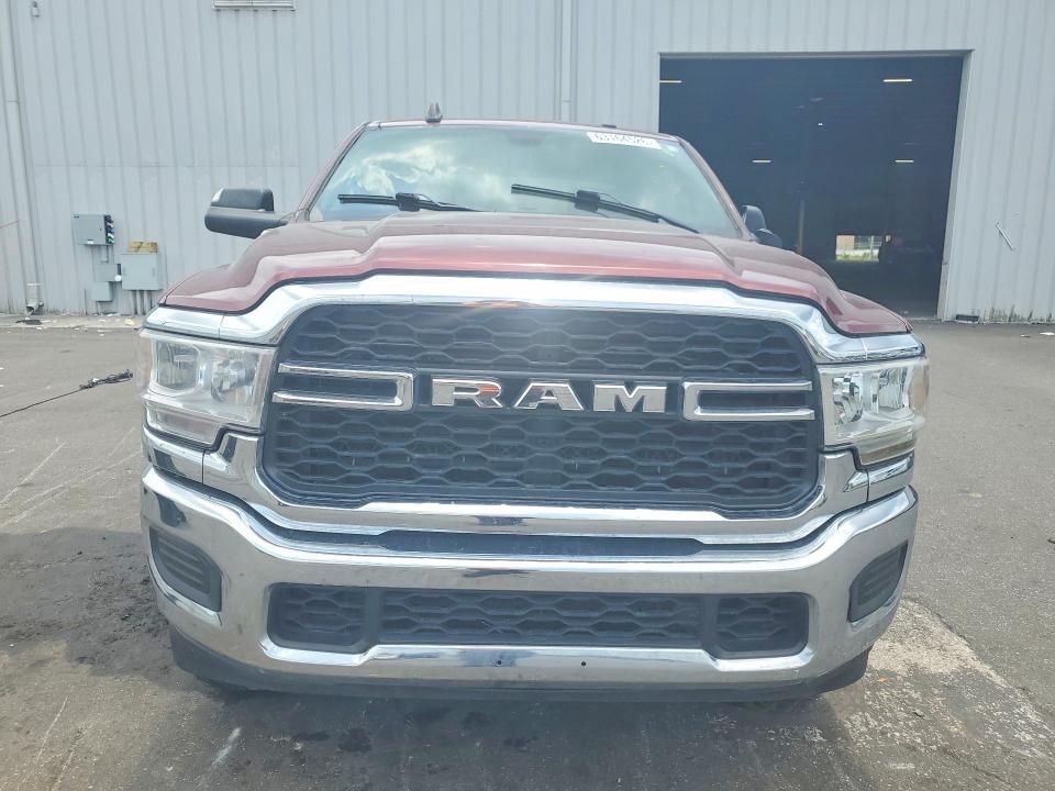 2021 RAM 2500 TRADESMAN — Фото 5 из 12