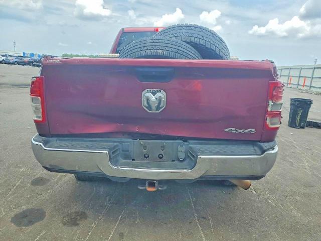 2021 RAM 2500 TRADESMAN — Фото 6 из 12