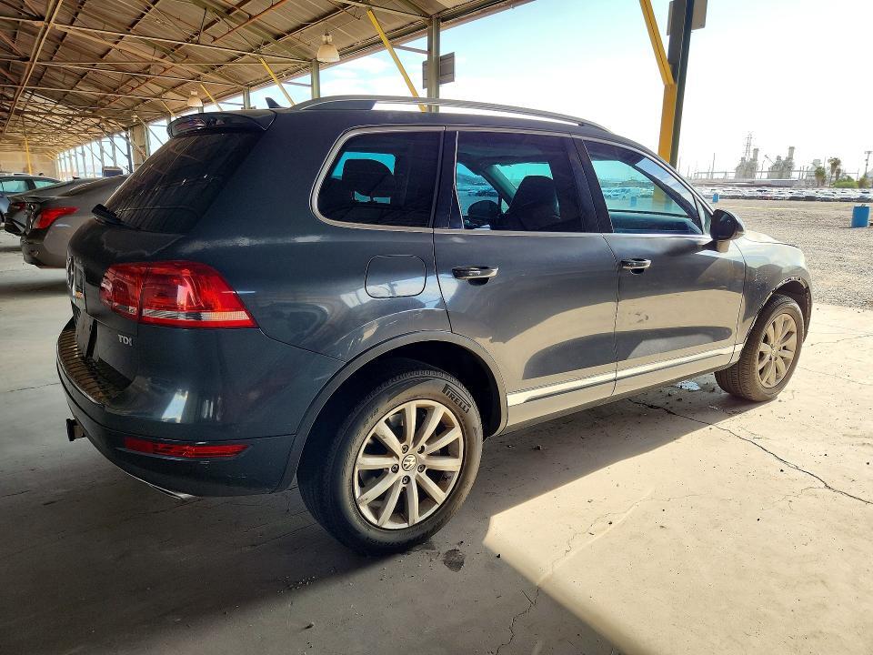 2012 VOLKSWAGEN TOUAREG V6 TDI — Фото 3 из 13