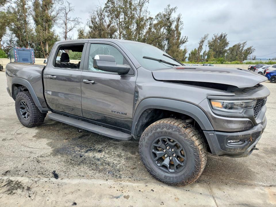 2021 RAM 1500 TRX — Фото 4 из 12