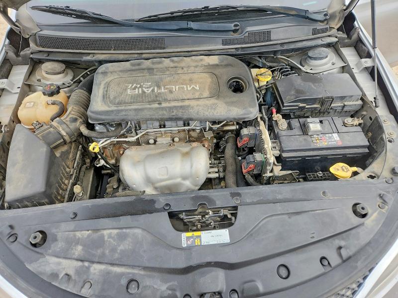 1C3CCCAB1GN128884 2016 CHRYSLER 200 photo no. 11
