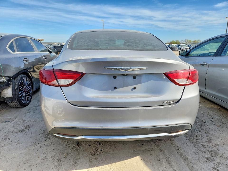 1C3CCCAB1GN128884 2016 CHRYSLER 200 photo no. 6