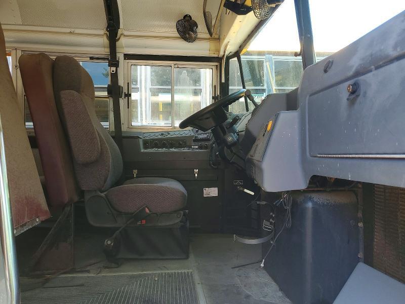 2013 BLUEBIRD VISION - SCHOOL BUS — Фото 5 из 10