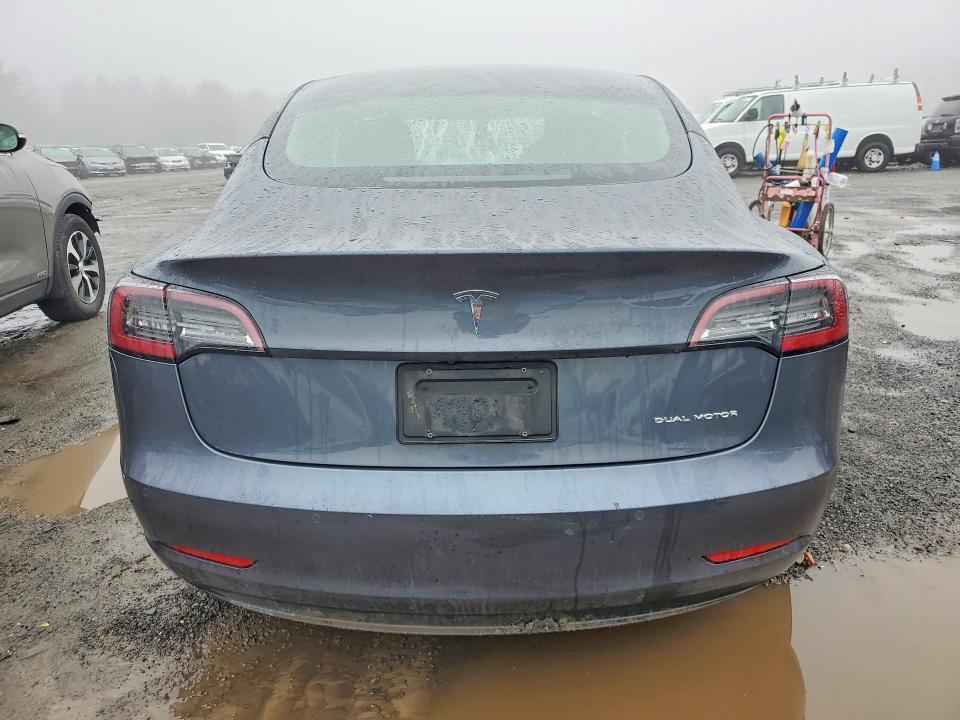 2021 TESLA MODEL 3 — Фото 6 из 12