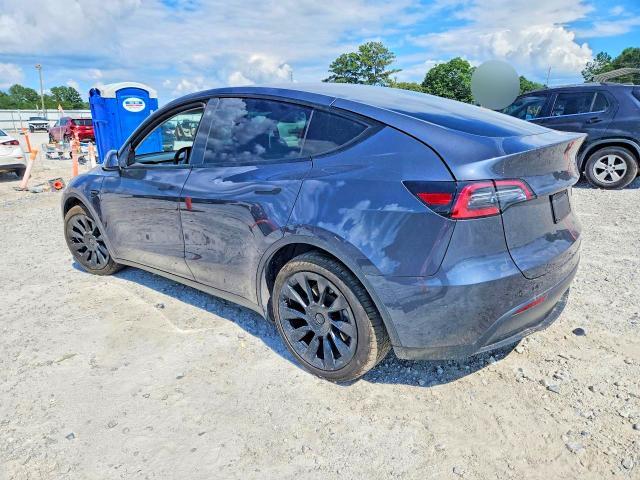 2021 TESLA MODEL Y — Фото 2 из 12