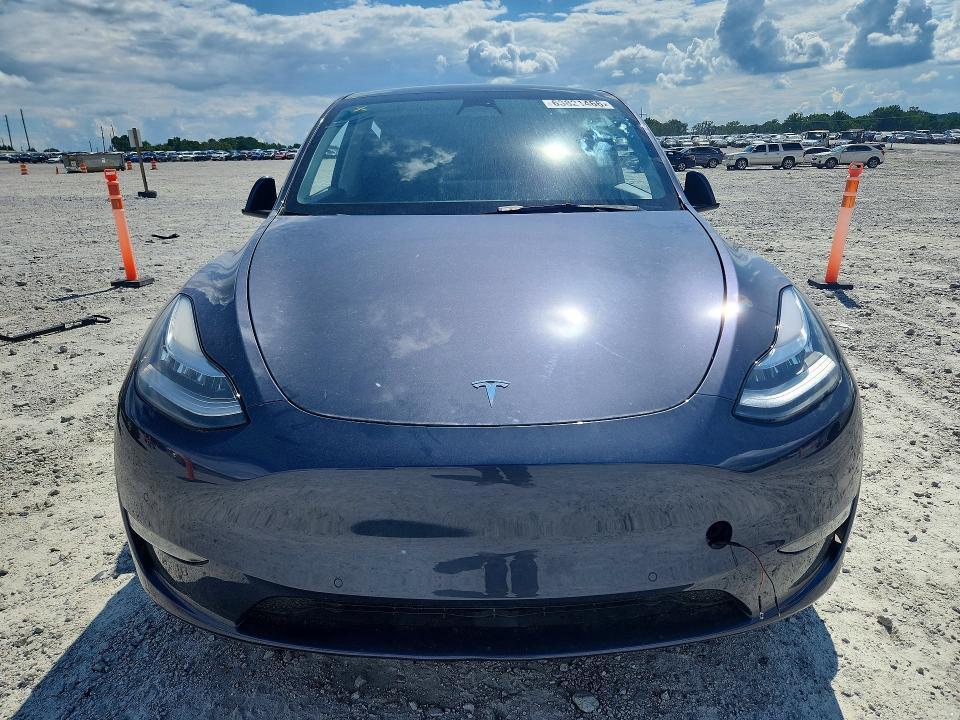 2021 TESLA MODEL Y — Фото 5 из 12